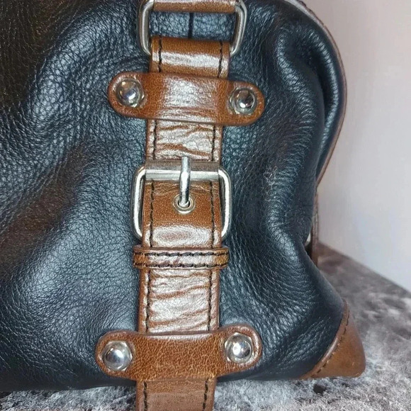 Danier | Super Cute Mini Handbag Black  and Brown Leather with Silver Hardware - Picture 3 of 16